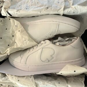kate spade White Low-Top Sneakers with Heart Spade Accent